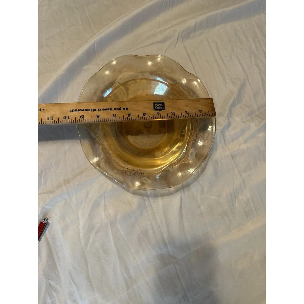 VINTAGE RUFFLED EDGE CARNIVAL GLASS BOWL etched flowers &  leaves on bottom 9.5